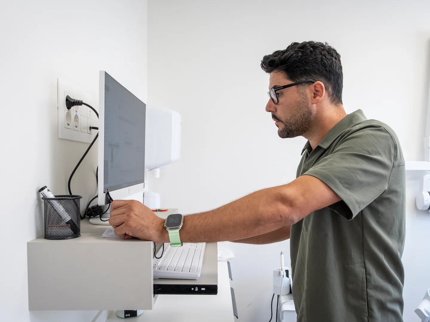 Professional consultant l’ordinador d’un gabinet dental a Tremp