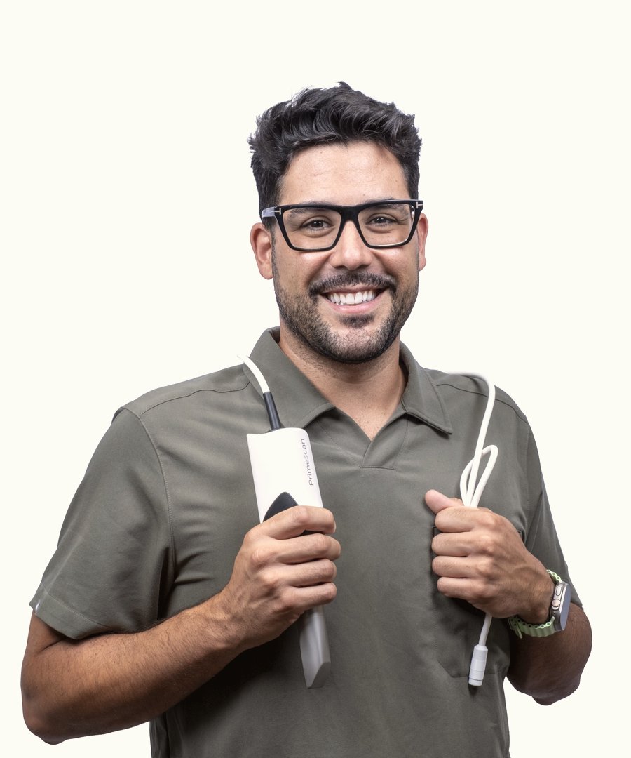 Dr. Joan Carrera Carrillo